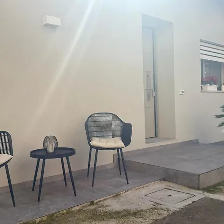 Cn005 - Cesenatico, Nuova Singola Con Corte Esterna Apartment *