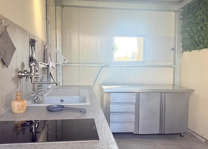 Cn005 - Cesenatico, Nuova Singola Con Corte Esterna Apartman *